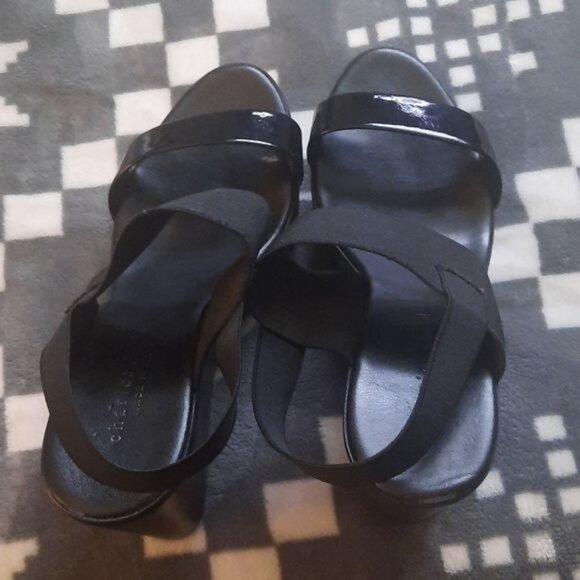 Charles David Made in Italy Black Strappy Patent Leather Sandals Size 41/9.5/10 - Picture 13 of 16